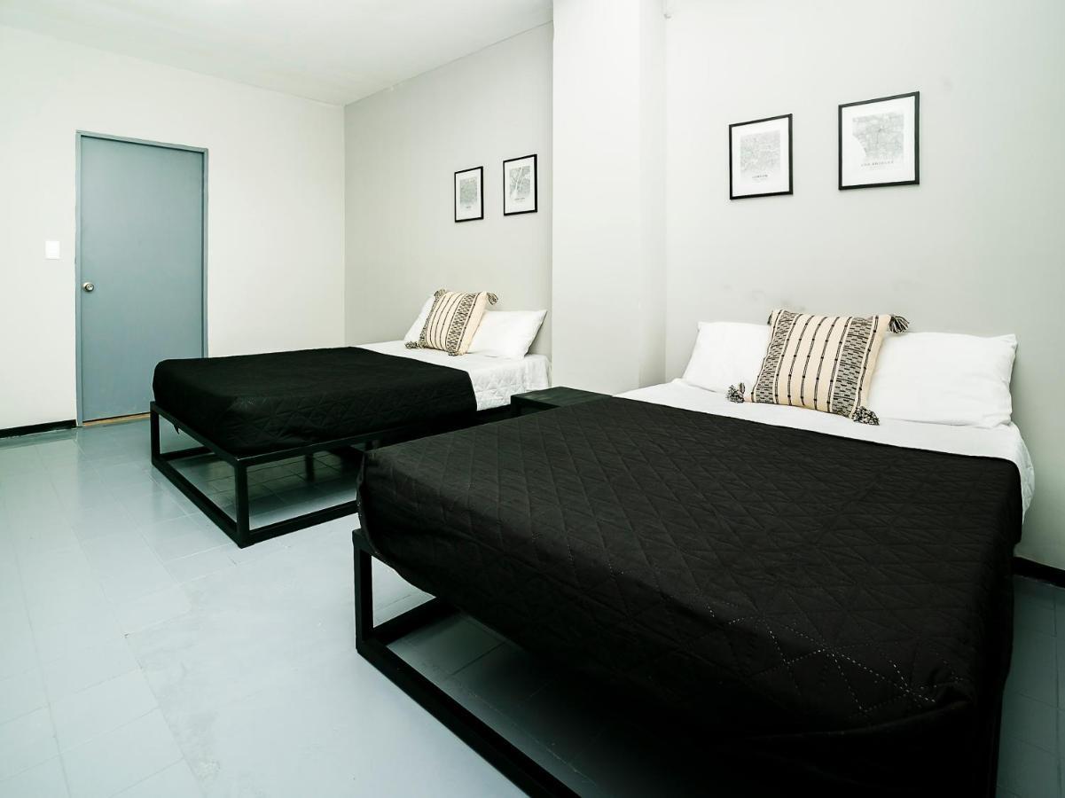 Hotel Adhoc Plaza Monterrey Esterno foto